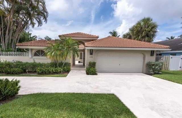 1399 SW 18th Street photos photos
