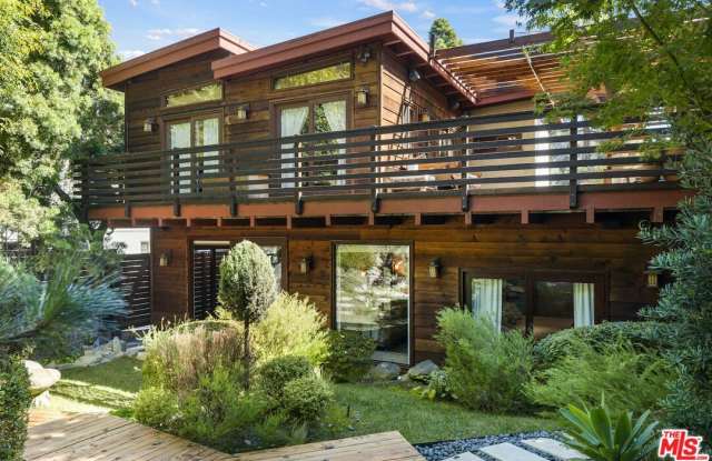 473 W Rustic Rd - 473 West Rustic Road, Los Angeles, CA 90402 473 W Rustic Rd - 473 West Rustic Road, Los Angeles, CA 90402