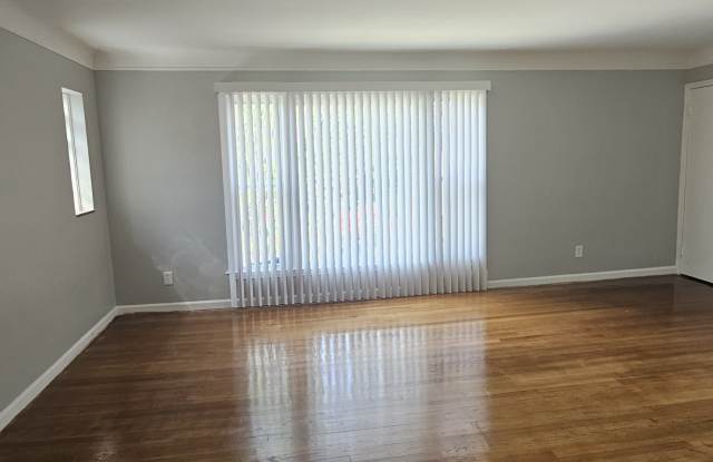 17200 Stoepel Street - 2 Gallery 2