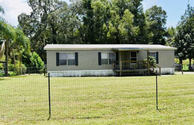 1403 SOUTHWOOD DRIVE - 1403 Southwood Drive, Seffner, FL 33584