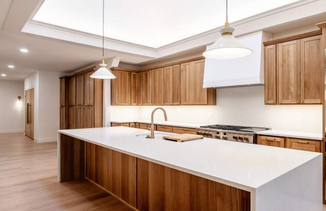 226 North Main Street - The Aspen | 202The Main Exchange Gallery 2