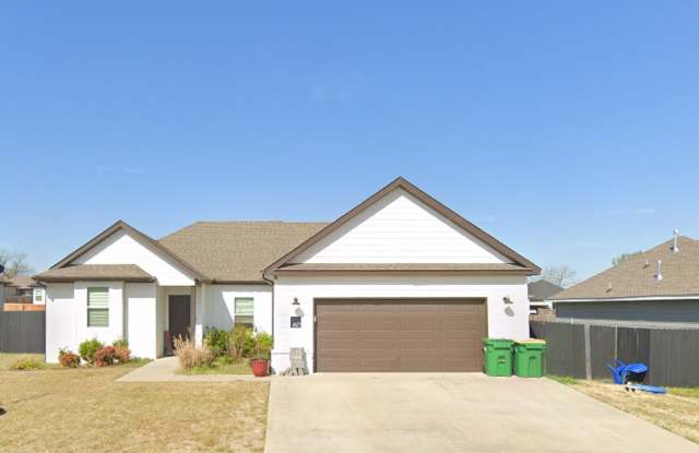 3 Bedroom 2 Bathroom Nice Home in Farmington AR photos photos