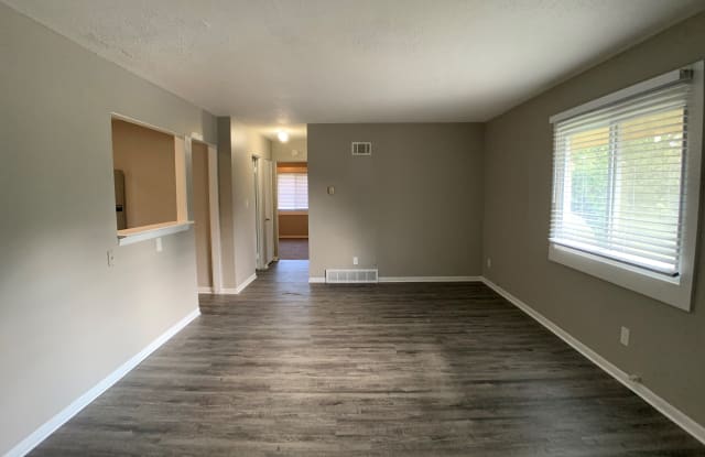 Hale Apartments Gallery 3