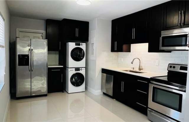 730 SW 2nd Court photos photos