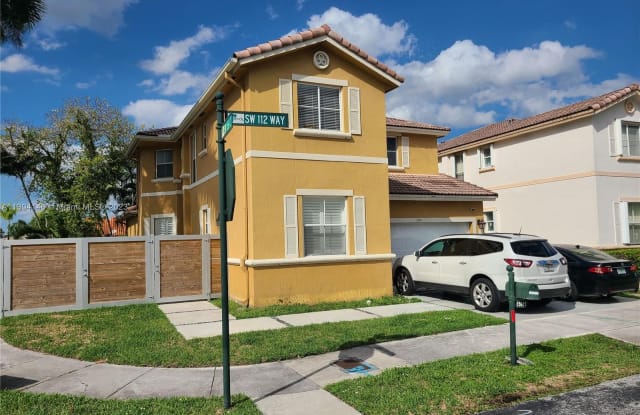 15611 SW 112th Way - 15611 Southwest 112th Way, The Hammocks, FL 33196