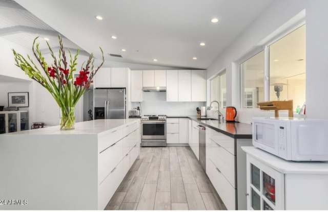 11209 N 45TH Way photos photos