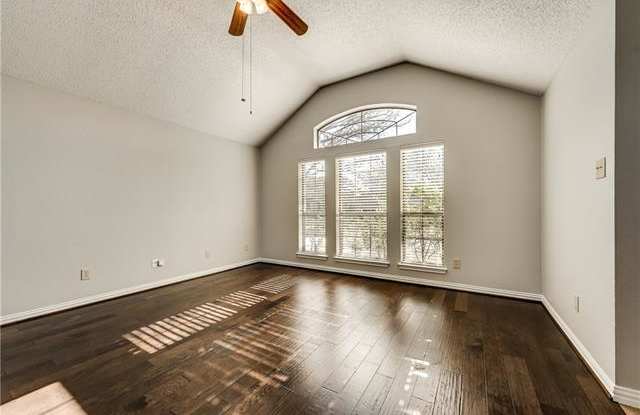 2306 N Ridge Road Gallery 2