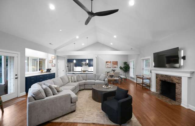 1610 Jameston Drive Gallery 4