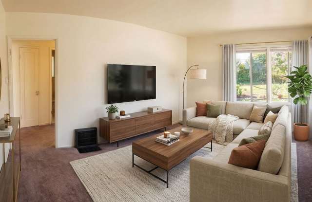 Spacious 2-Bedroom San Leandro Duplex w/ Detached Garage & Rear Yard photos photos Spacious 2-Bedroom San Leandro Duplex w/ Detached Garage & Rear Yard photos photos