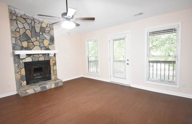 2 Bedroom and 2 Bath Condo (No Pets) photos photos 2 Bedroom and 2 Bath Condo (No Pets) photos photos