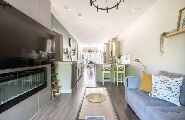 8899 Southwest Elena Lane - 1 Gallery 3
