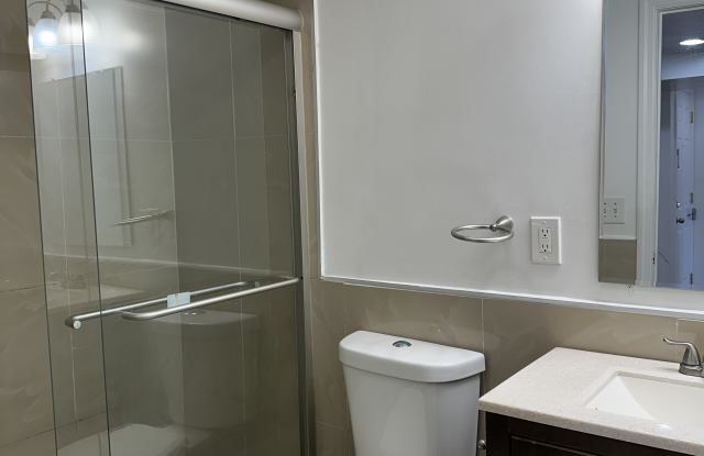 164 University Ave - 164 University Avenue, Newark, NJ 07102