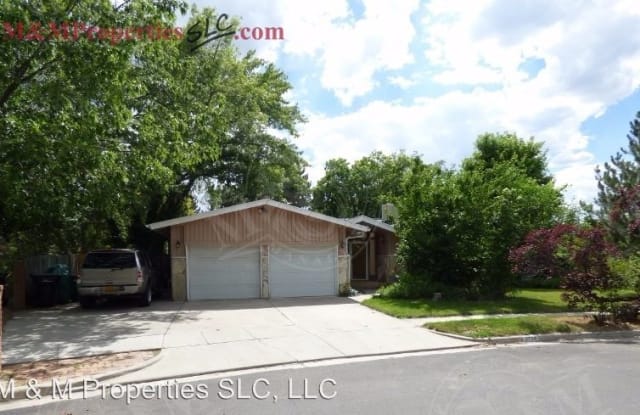 2708 E Grand View Dr 9570 S - 2708 E Grand View Dr, Sandy, UT 84092