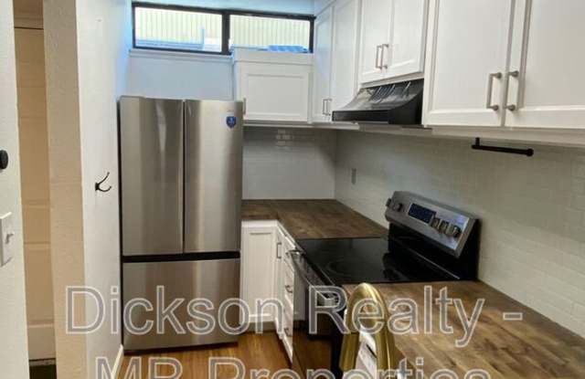 861 Nutmeg Place Gallery 1