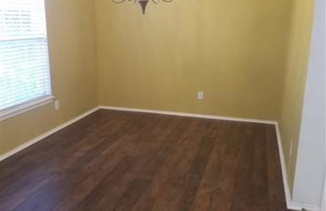 635 Forest Hill Drive Gallery 2