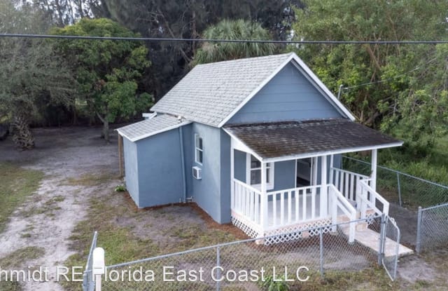 1225 McCray Ct - 1225 Mccray Court, Fort Pierce, FL 34950
