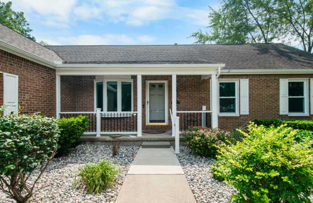 1511 Fall Creek Lane Gallery 2
