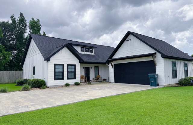 6715 Reese St photos photos