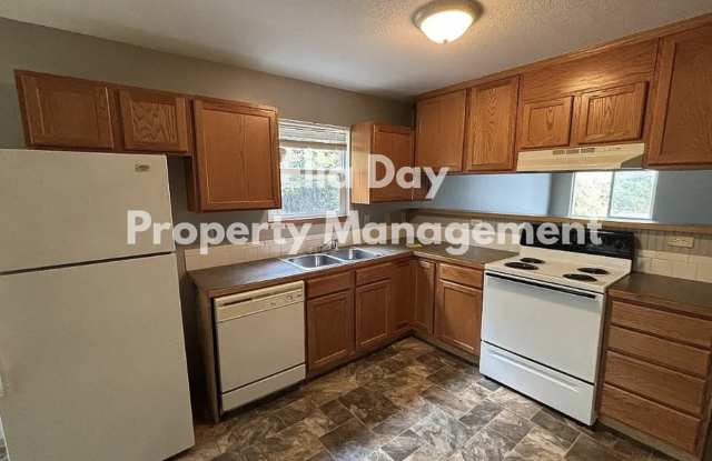 11438 East Lewis Street Unit B Gallery 4