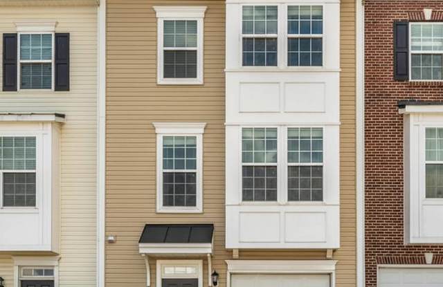 1104 Frontline Drive photos photos