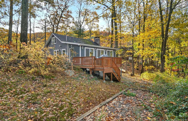 7 Fourth Road - 7 4th Road, Greenwood Lake, NY 10925