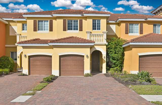 NOW AVAILABLE - Townhome with 1 Car Garage in Estero! photos photos