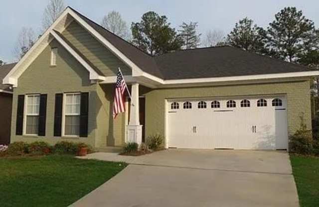 409 Redbud photos photos