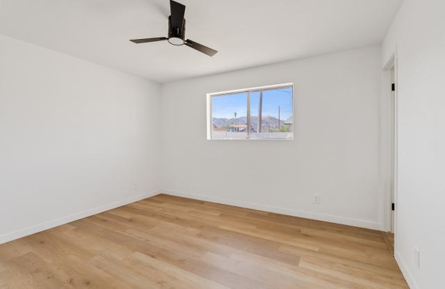 301 W Desert Dr Gallery 4