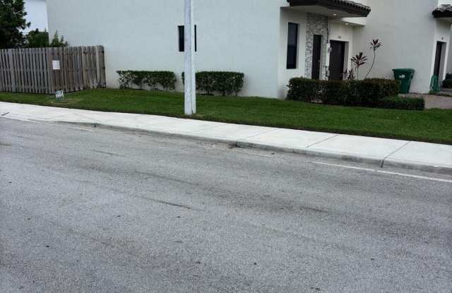 23201 SW 111TH Avenue Gallery 1