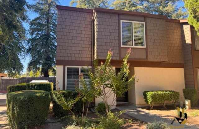 3605 Larchmont Square Ln photos photos