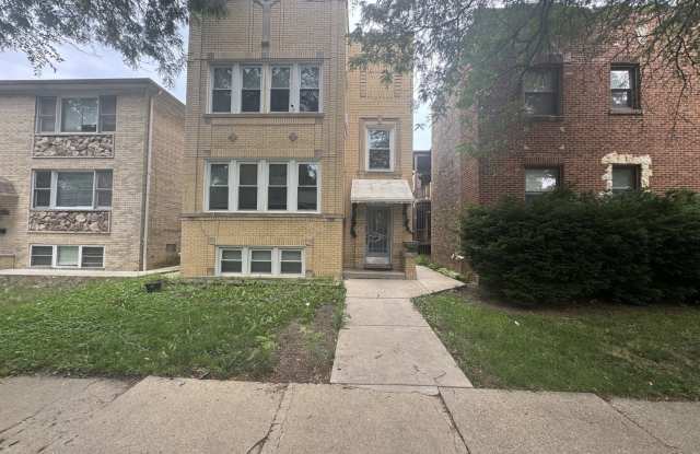 5405 N Sawyer Avenue photos photos