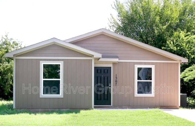 1307 Polk St - 1307 Polk Street, Wichita Falls, TX 76309