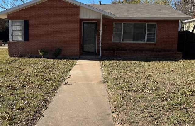 For Rent - 3 Bed/ 2 Bath in Santa Rita - 1225 Kenwood Dr - 1225 Kenwood Drive, San Angelo, TX 76901