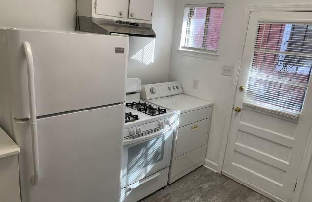 Awesome Duplex for Rent!!! Gallery 3