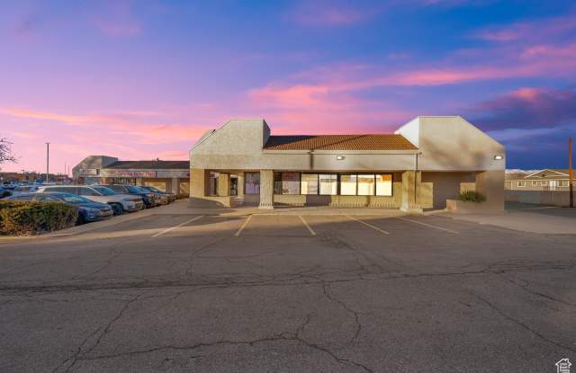 4093 S REDWWOD W photos photos