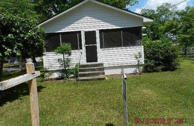 3 Bedroom 2 bathroom in Nashville, Ga photos photos