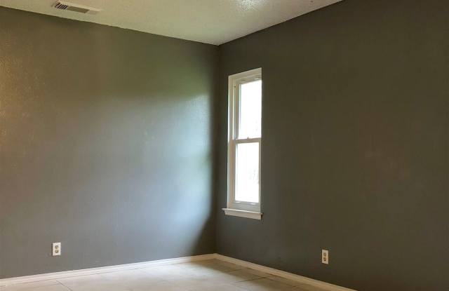 5919 Valley Cove St Gallery 4