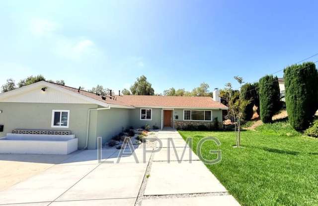 10839 Fellows Avenue Gallery 1