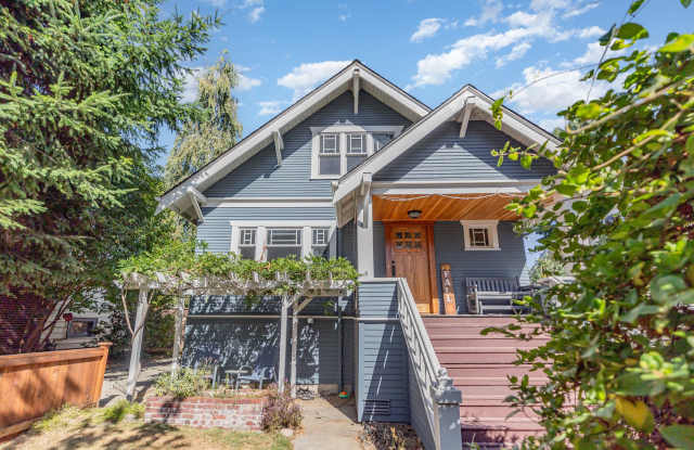 Sunset Hill Home - 3026 Northwest 61st Street, Seattle, WA 98107