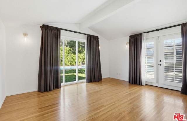 12005 Hesby Street photos photos