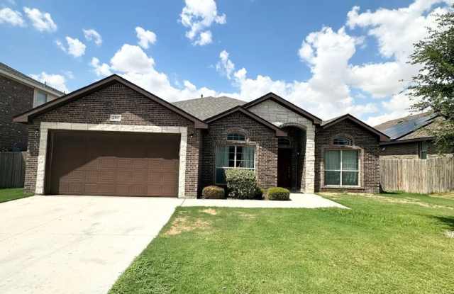 4 Bed 2 Bath W/ BONUS ROOM Ready to Rent ASAP!! photos photos