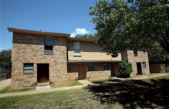 422 W 4th Street - 422 4th St, Kennedale, TX 76060