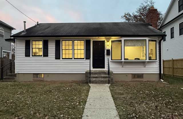 9809 Montauk Avenue - 9809 Montauk Avenue, North Bethesda, MD 20817