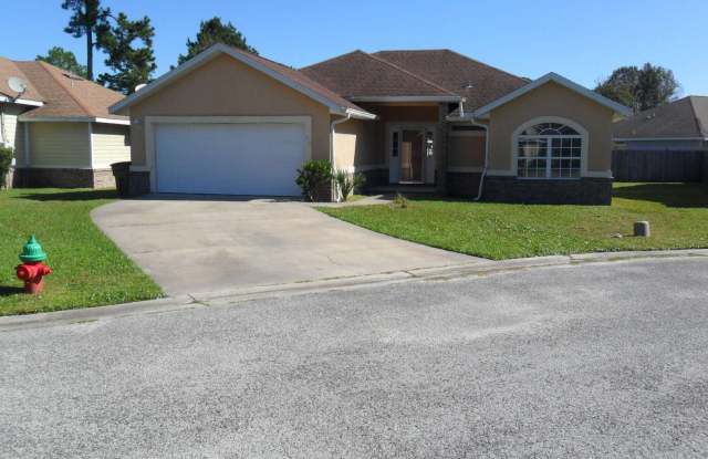 919 SW GATOR COURT - 919 Southwest Gator Way, Lake City, FL 32025