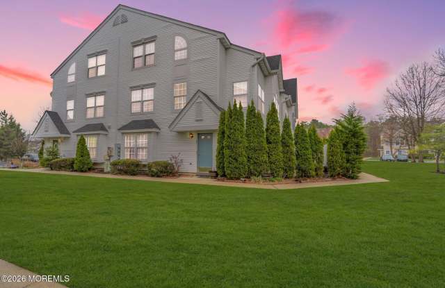 63 Dover Court photos photos