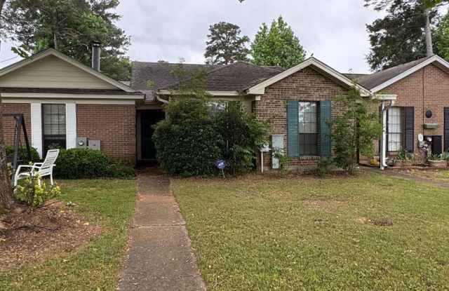 Attached Single Level 3 bedroom 2 bath photos photos