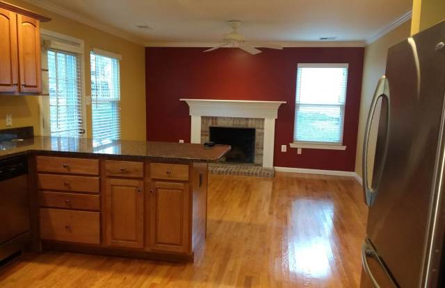 15092 HOLLEYSIDE DRIVE Gallery 4