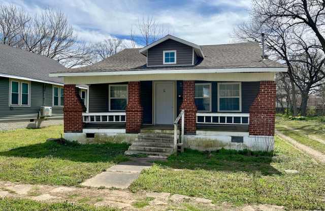 FOR RENT- 3 Bedroom, 1 Bath! photos photos
