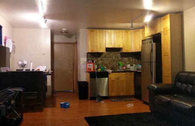 250 W Fuller Ave - 250 Fuller Avenue, St. Paul, MN 55103