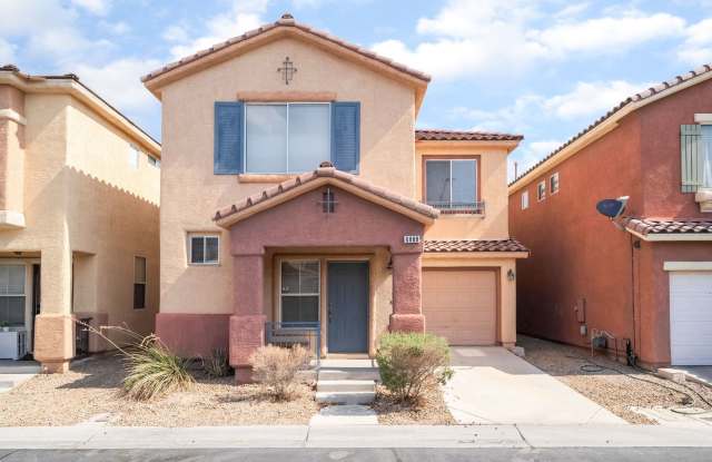 Comfortable Living Near City Conveniences! photos photos